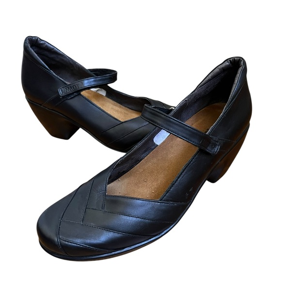 Women’s Naot Black Leather Mary Jane Velcro Strap Heels Size 40 US 10 Israel - Picture 1 of 5